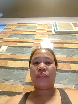 squirtshantal online show from October 4, 2025, 4:54 am