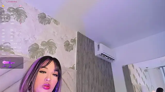 SarahRizof online show from March 25, 2026, 5:46 am