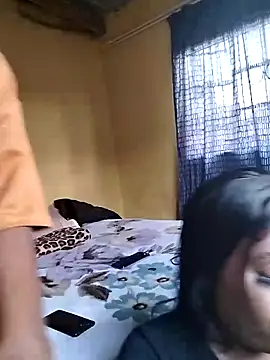 Breezyvikky online show from June 1, 2026, 1:02 pm