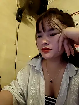 lethi0099 online show from April 1, 2026, 12:28 pm