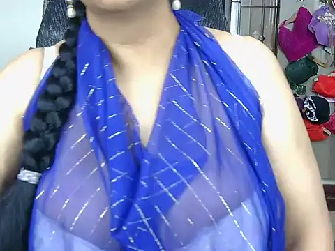 Snapshot of Hot_Sonniyaa chatting on May 21, 2026, 4:47 pm Hot Sonniyaa online show from May 21, 2026, 4:47 pm