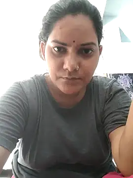Snapshot of Anushka_Singh0 chatting on June 13, 2026, 6:55 am Anushka Singh0 online show from June 13, 2026, 6:55 am