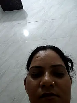 Snapshot of Anushka_Singh0 chatting on July 3, 2026, 4:46 pm Anushka Singh0 online show from July 3, 2026, 4:46 pm