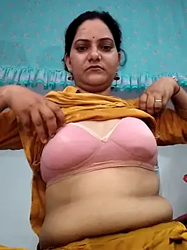 Snapshot of Anushka_Singh0 chatting on July 4, 2026, 5:46 am Anushka Singh0 online show from July 4, 2026, 5:46 am