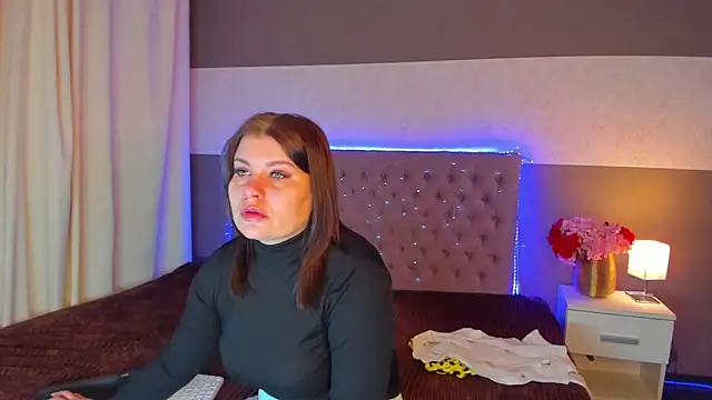 AmandaHoppe online show from March 3, 2026, 5:57 am