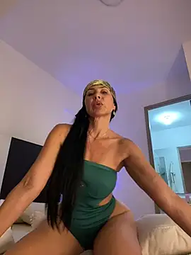 caritoo21 online show from March 1, 2026, 8:22 pm