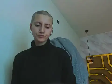 Snapshot of Fieramadame chatting on March 24, 2026, 12:10 pm Fieramadame online show from March 24, 2026, 12:10 pm