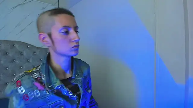 Snapshot of Fieramadame chatting on April 16, 2026, 12:06 pm Fieramadame online show from April 16, 2026, 12:06 pm