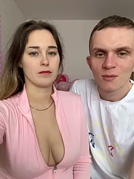 Snapshot of AlisaNikita2 chatting on February 26, 2026, 6:01 am AlisaNikita2 online show from February 26, 2026, 6:01 am