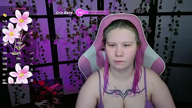 kitsune little online show from April 5, 2026, 7:44 pm