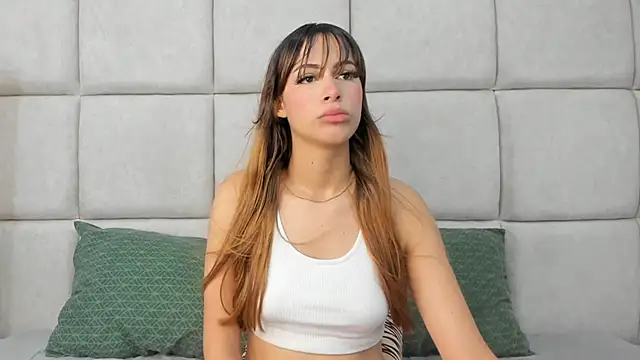 Snapshot of Aitana_zaid chatting on May 30, 2026, 12:13 pm Aitana zaid online show from May 30, 2026, 12:13 pm