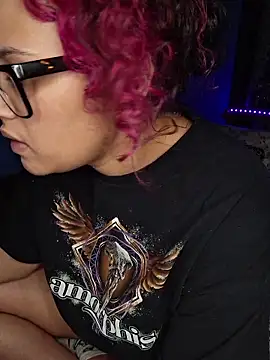 Snapshot of VelvetVixen_735 chatting on February 22, 2026, 11:58 pm VelvetVixen 735 online show from February 22, 2026, 11:58 pm