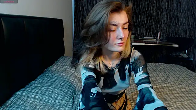 MilaMyst online show from March 3, 2026, 7:58 am