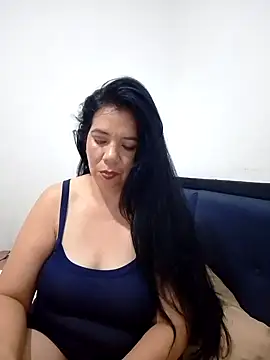 Victoria42 online show from April 22, 2026, 7:26 pm