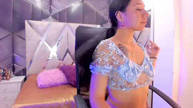 Agatta Adams online show from May 15, 2026, 5:31 pm