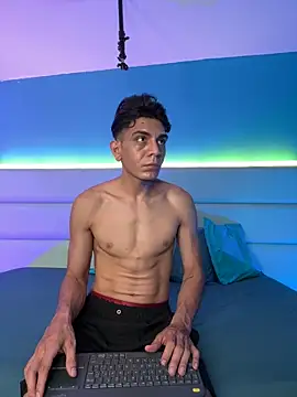 Snapshot of abrilandjulian chatting on March 2, 2026, 12:01 pm abrilandjulian online show from March 2, 2026, 12:01 pm