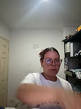 Snapshot of Blanquita_vip chatting on February 14, 2026, 12:24 pm Blanquita vip online show from February 14, 2026, 12:24 pm