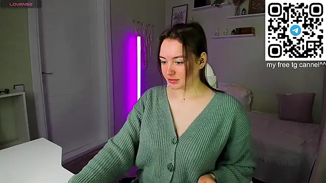 Laura CollinsS online show from May 29, 2026, 12:30 am