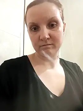 SusanGold9211 online show from March 19, 2026, 8:02 pm