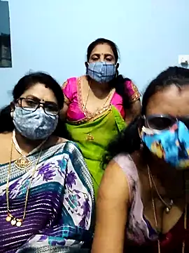 Snapshot of Kannadasexywifes chatting on April 26, 2026, 4:04 pm Kannadasexywifes online show from April 26, 2026, 4:04 pm