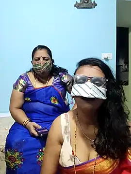 Snapshot of Kannadasexywifes chatting on April 29, 2026, 5:52 pm Kannadasexywifes online show from April 29, 2026, 5:52 pm