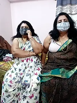 Snapshot of Kannadasexywifes chatting on July 14, 2026, 10:21 am Kannadasexywifes online show from July 14, 2026, 10:21 am