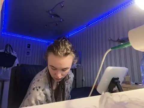 Snapshot of melissashineee chatting on February 26, 2026, 11:53 am melissashineee online show from February 26, 2026, 11:53 am