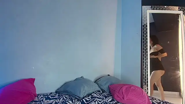 Abril milf11 online show from March 5, 2026, 12:12 pm