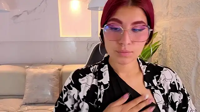 Snapshot of emily__tp chatting on February 24, 2026, 12:47 pm emily tp online show from February 24, 2026, 12:47 pm