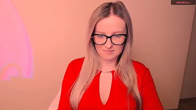 Snapshot of AnnePeach chatting on February 19, 2026, 4:58 pm AnnePeach online show from February 19, 2026, 4:58 pm