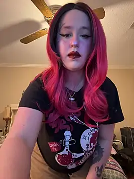 Snapshot of salem_in_the_woods chatting on February 24, 2026, 5:11 pm salem in the woods online show from February 24, 2026, 5:11 pm