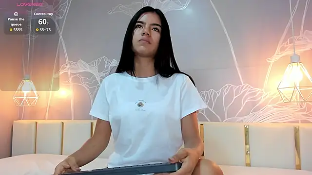 emily cute4u online show from March 31, 2026, 9:26 pm