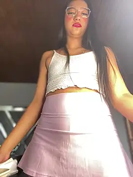 Daniela Pink online show from May 27, 2026, 2:25 pm
