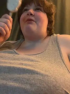 plushietoy online show from February 23, 2026, 3:48 am