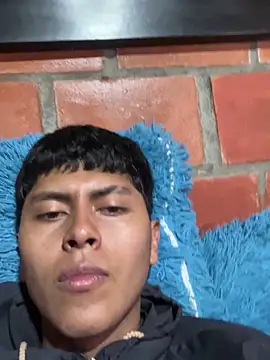Snapshot of Miguel_960 chatting on May 2, 2026, 4:06 am Miguel 960 online show from May 2, 2026, 4:06 am