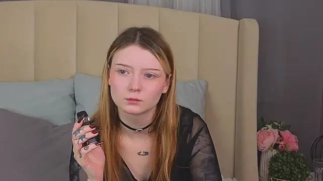AlyssFrost online show from May 22, 2026, 3:13 am