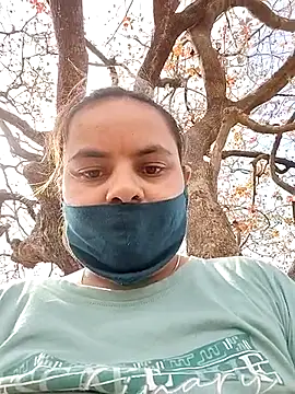 taniya0 online show from April 8, 2026, 4:34 am