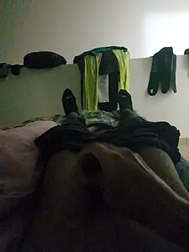 isuru lakshan online show from March 26, 2026, 3:01 am