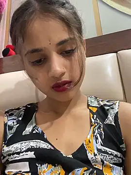 samayra1144 online show from June 14, 2026, 5:31 am