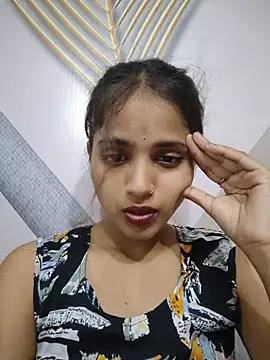 samayra1144 online show from July 3, 2026, 9:21 pm