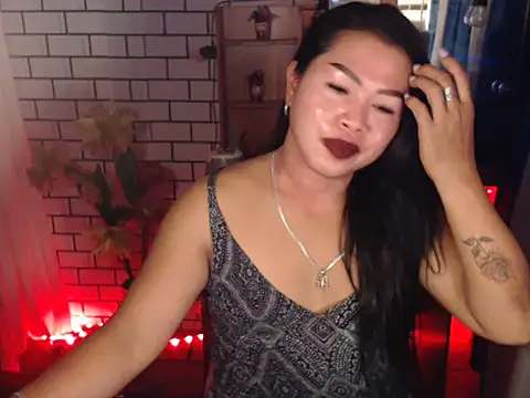 LovelyJessaXX online show from April 12, 2026, 2:00 pm