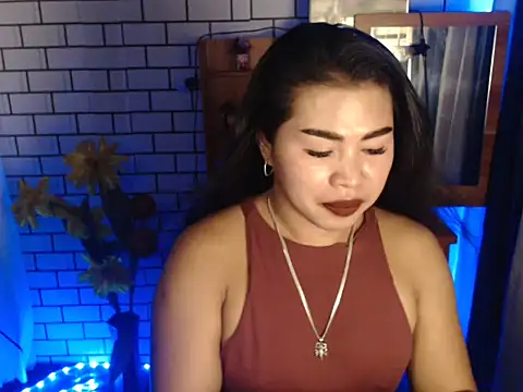 Snapshot of LovelyJessaXX chatting on May 8, 2026, 2:00 pm LovelyJessaXX online show from May 8, 2026, 2:00 pm