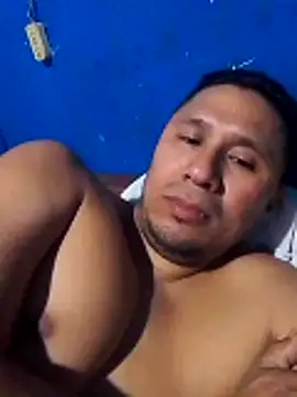 Snapshot of deiner13 chatting on February 24, 2026, 8:29 pm deiner13 online show from February 24, 2026, 8:29 pm