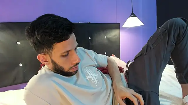 Snapshot of Karim_mansur chatting on February 27, 2026, 5:18 am Karim mansur online show from February 27, 2026, 5:18 am