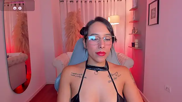 saori katsumi  online show from March 24, 2026, 11:10 pm