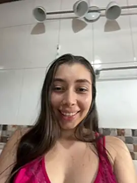 Snapshot of lunna-foxx chatting on February 19, 2026, 5:09 pm lunna-foxx online show from February 19, 2026, 5:09 pm