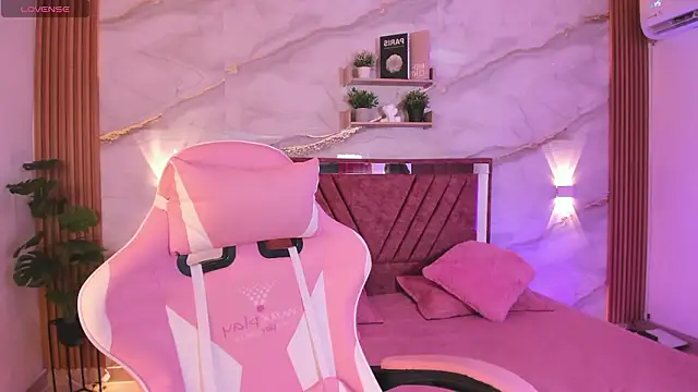 your whore Salome online show from March 19, 2026, 6:34 pm