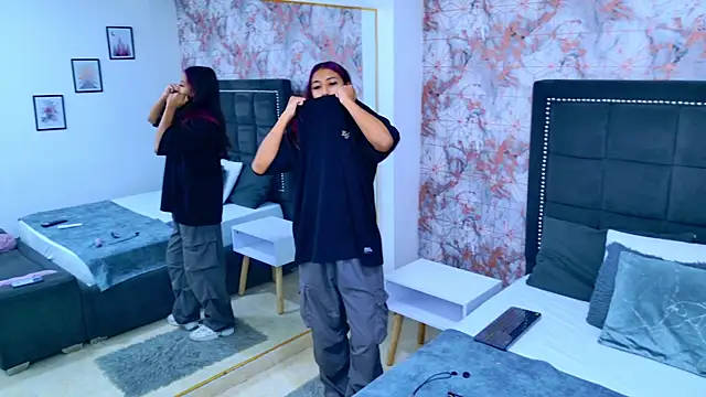 Snapshot of Raven_Gloomy chatting on March 2, 2026, 12:23 pm Raven Gloomy online show from March 2, 2026, 12:23 pm