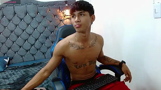 Snapshot of luka_big18 chatting on February 21, 2026, 12:44 am luka big18 online show from February 21, 2026, 12:44 am