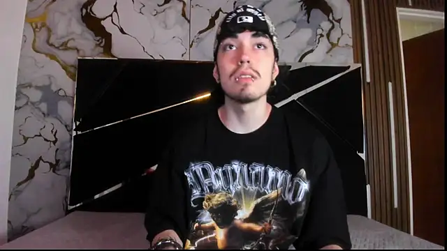 Couple In Heat online show from March 9, 2026, 8:35 pm